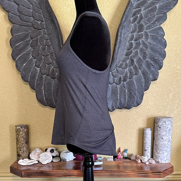 Lululemon open back Tank Top - Picture 2 of 4